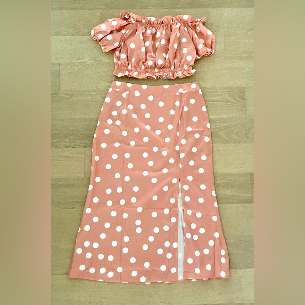 NWOT Pink & White Set